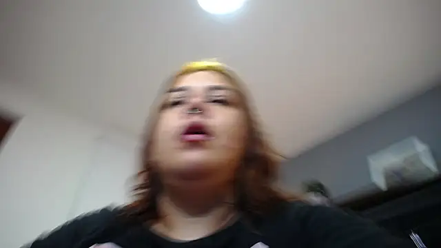 Snapshot of noaah_brown chatting on December 14, 12:12 pm noaah brown online show from December 14, 12:12 pm