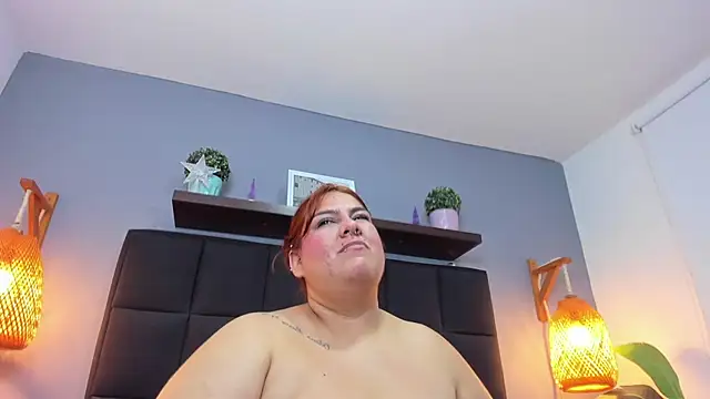 Snapshot of noaah_brown chatting on December 24, 2:01 pm noaah brown online show from December 24, 2:01 pm