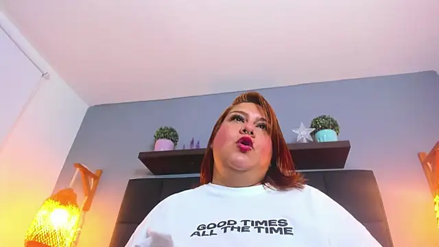 Snapshot of noaah_brown chatting on January 21, 3:10 pm noaah brown online show from January 21, 3:10 pm