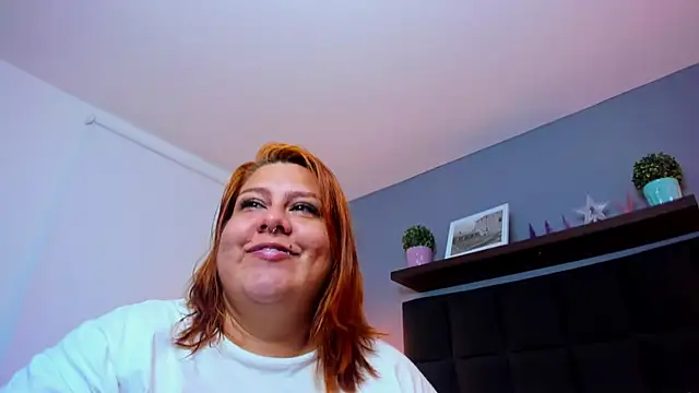 Snapshot of noaah_brown chatting on January 24, 2:07 am noaah brown online show from January 24, 2:07 am