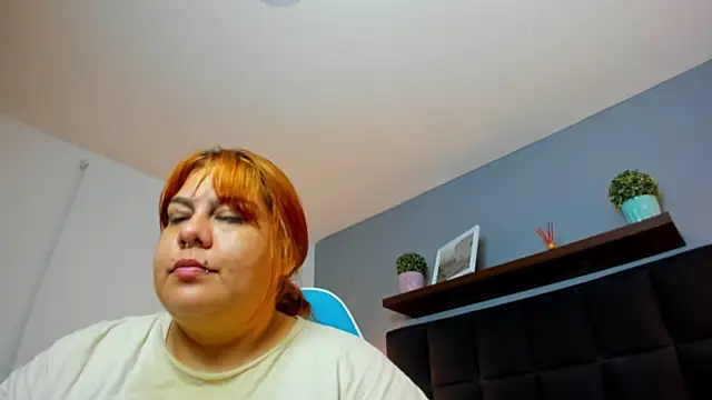 Snapshot of noaah_brown chatting on March 21, 12:17 pm noaah brown online show from March 21, 12:17 pm