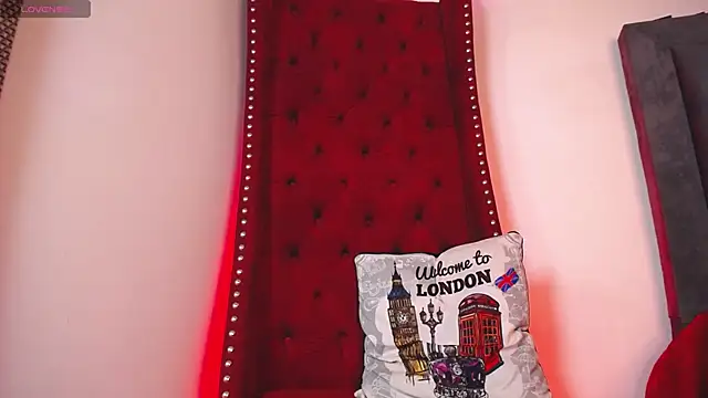 Snapshot of BiancaAntonelli chatting on November 12, 1:22 pm BiancaAntonelli online show from November 12, 1:22 pm