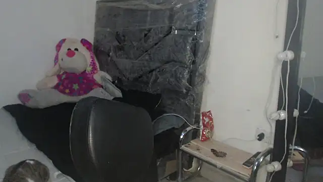 skinny sweet2411 online show from March 24, 3:11 am