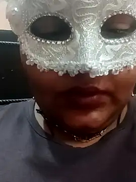 Snapshot of seemi_bhabhi chatting on January 20, 12:46 am seemi bhabhi online show from January 20, 12:46 am