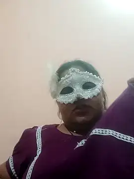 Snapshot of seemi_bhabhi chatting on March 7, 6:24 am seemi bhabhi online show from March 7, 6:24 am