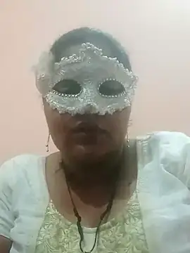 Snapshot of seemi_bhabhi chatting on March 21, 11:22 am seemi bhabhi online show from March 21, 11:22 am