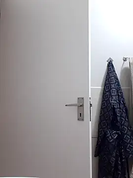 Snapshot of MIGHTY_MAGNUM chatting on January 8, 7:34 pm MIGHTY MAGNUM online show from January 8, 7:34 pm