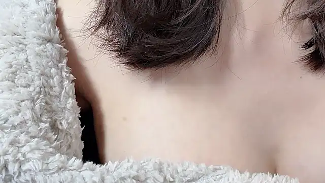 Lucky-susuBB online show from November 24, 6:35 am