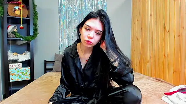 SweetyDeviliya online show from January 28, 5:00 am