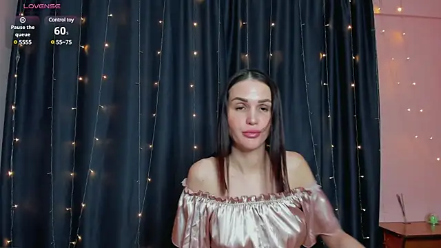 Snapshot of cross_the_line chatting on March 7, 2:23 pm cross the line online show from March 7, 2:23 pm