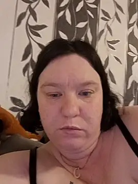 CurvyMilf1992 online show from October 20, 10:54 pm