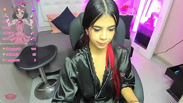 Snapshot of EMALINDA__HILSS chatting on February 1, 6:08 pm EMALINDA HILSS online show from February 1, 6:08 pm