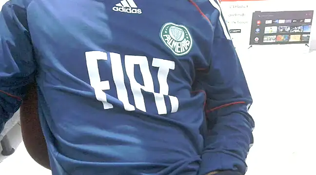 Snapshot of bbehemothh chatting on December 18, 3:15 am bbehemothh online show from December 18, 3:15 am