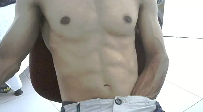 Snapshot of bbehemothh chatting on January 21, 12:07 pm bbehemothh online show from January 21, 12:07 pm