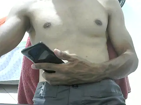 Snapshot of bbehemothh chatting on March 16, 1:49 am bbehemothh online show from March 16, 1:49 am