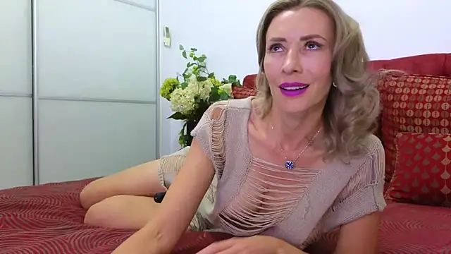  Maddalena  online show from September 28, 8:47 pm