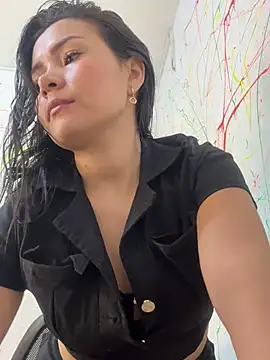 Snapshot of Rousse_blue chatting on March 18, 6:14 am Rousse blue online show from March 18, 6:14 am