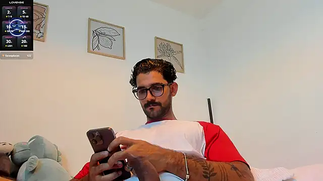 sexyasaf1018 online show from October 21, 4:41 pm