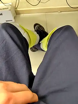 Snapshot of coppiapazza chatting on December 20, 12:05 pm coppiapazza online show from December 20, 12:05 pm