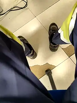 Snapshot of coppiapazza chatting on February 9, 11:14 am coppiapazza online show from February 9, 11:14 am