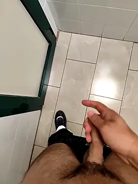 Snapshot of coppiapazza chatting on September 27, 12:43 pm coppiapazza online show from September 27, 12:43 pm