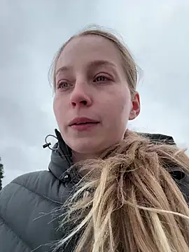 Hr Frk Olsen online show from February 17, 10:23 am