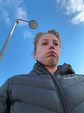 Hr Frk Olsen online show from February 18, 8:21 am