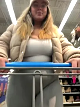 Snapshot of SultryCurves chatting on November 29, 9:29 pm SultryCurves online show from November 29, 9:29 pm