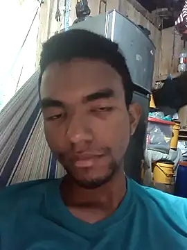 Snapshot of Reynold2608 chatting on December 5, 3:04 am Reynold2608 online show from December 5, 3:04 am