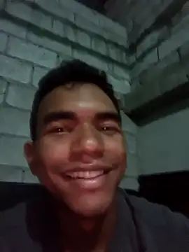 Snapshot of Reynold2608 chatting on March 14, 1:44 am Reynold2608 online show from March 14, 1:44 am