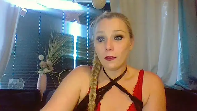 Snapshot of DevilsAngel13 chatting on September 23, 3:04 pm DevilsAngel13 online show from September 23, 3:04 pm