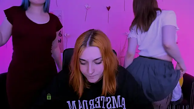 pure radiance1 online show from April 10, 9:03 am