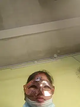 Snapshot of tinabhabhi chatting on January 13, 6:59 pm tinabhabhi online show from January 13, 6:59 pm