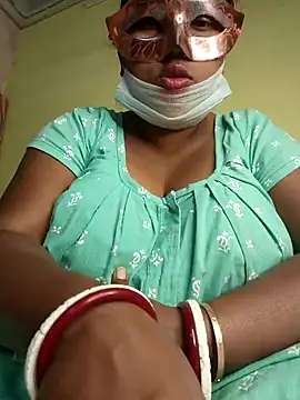 Snapshot of tinabhabhi chatting on January 17, 11:59 am tinabhabhi online show from January 17, 11:59 am