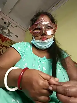 Snapshot of tinabhabhi chatting on January 19, 10:50 am tinabhabhi online show from January 19, 10:50 am