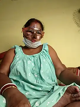 Snapshot of tinabhabhi chatting on February 17, 9:46 am tinabhabhi online show from February 17, 9:46 am