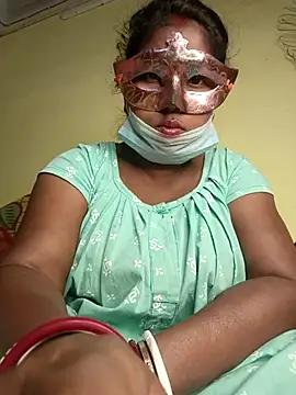 Snapshot of tinabhabhi chatting on February 25, 10:58 am tinabhabhi online show from February 25, 10:58 am