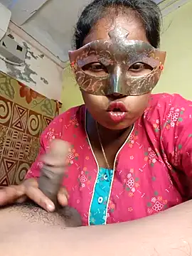 Snapshot of tinabhabhi chatting on October 21, 10:38 am tinabhabhi online show from October 21, 10:38 am