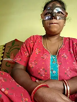 Snapshot of tinabhabhi chatting on October 22, 11:10 am tinabhabhi online show from October 22, 11:10 am