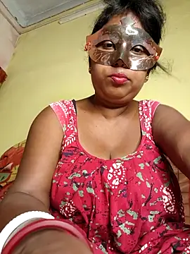 Snapshot of tinabhabhi chatting on November 1, 10:17 am tinabhabhi online show from November 1, 10:17 am