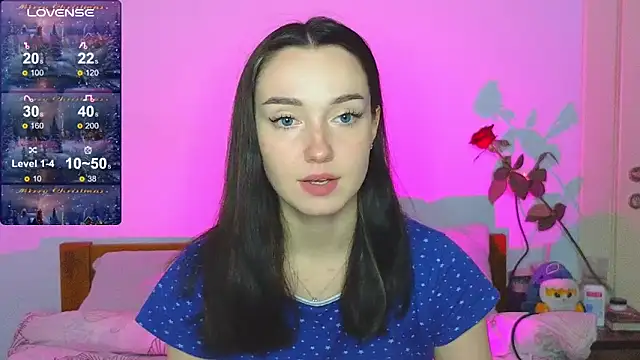 Wild Sophie  online show from December 20, 2:16 pm