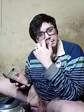 thecatblack1998 online show from April 17, 10:46 pm