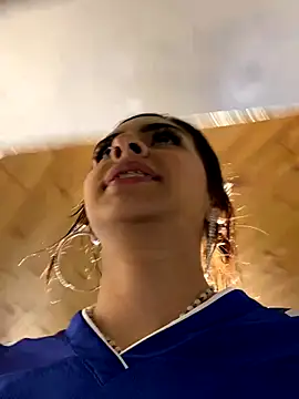 Snapshot of Hilary_pinkk chatting on November 19, 1:16 am Hilary pinkk online show from November 19, 1:16 am