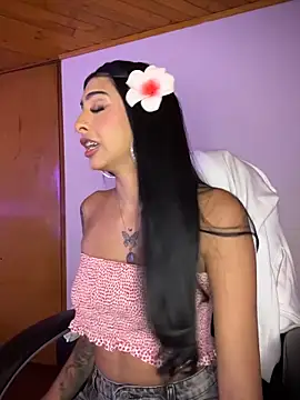 Hilary pinkk online show from March 31, 2:13 am