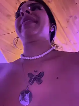 Hilary pinkk online show from April 2, 3:59 am