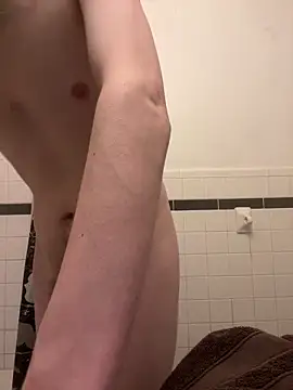 tallnerdyguy online show from February 7, 2:40 am