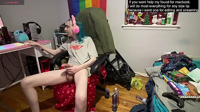 tallnerdyguy online show from March 14, 4:43 am