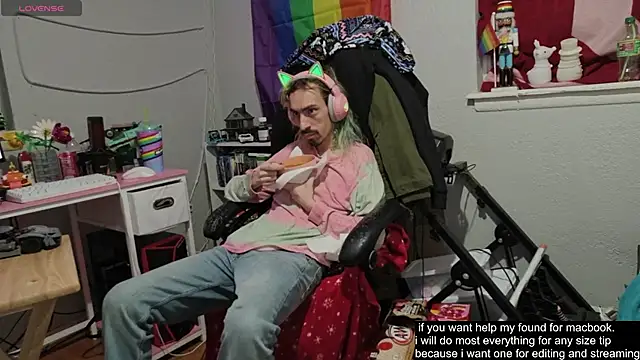 tallnerdyguy online show from September 19, 2:35 am