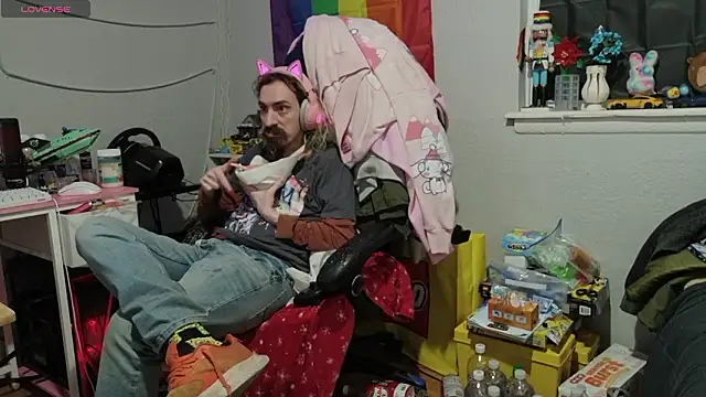 tallnerdyguy online show from March 17, 1:43 am