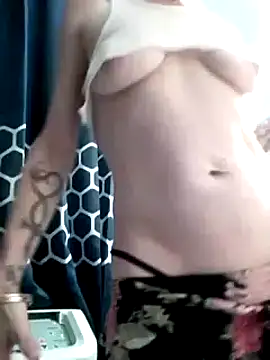 ivylee31 online show from January 22, 6:31 am